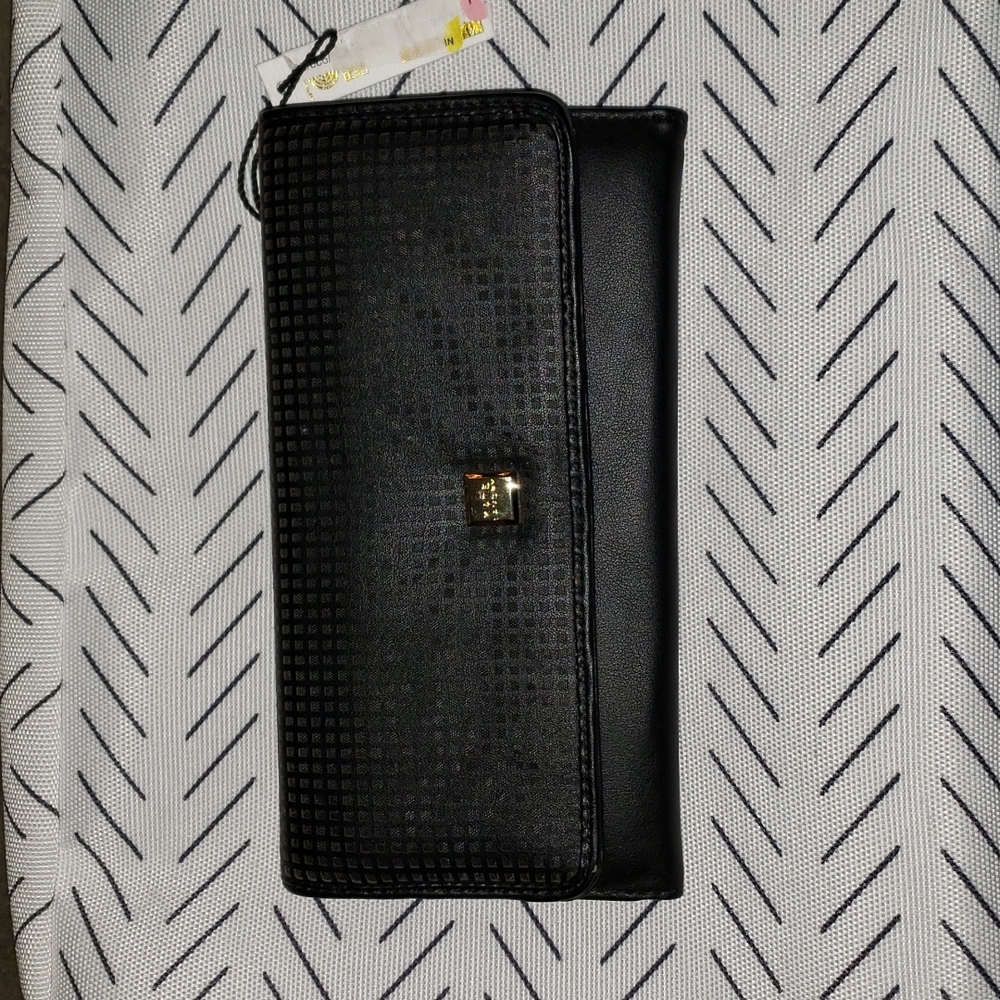 Large kate landry wallet